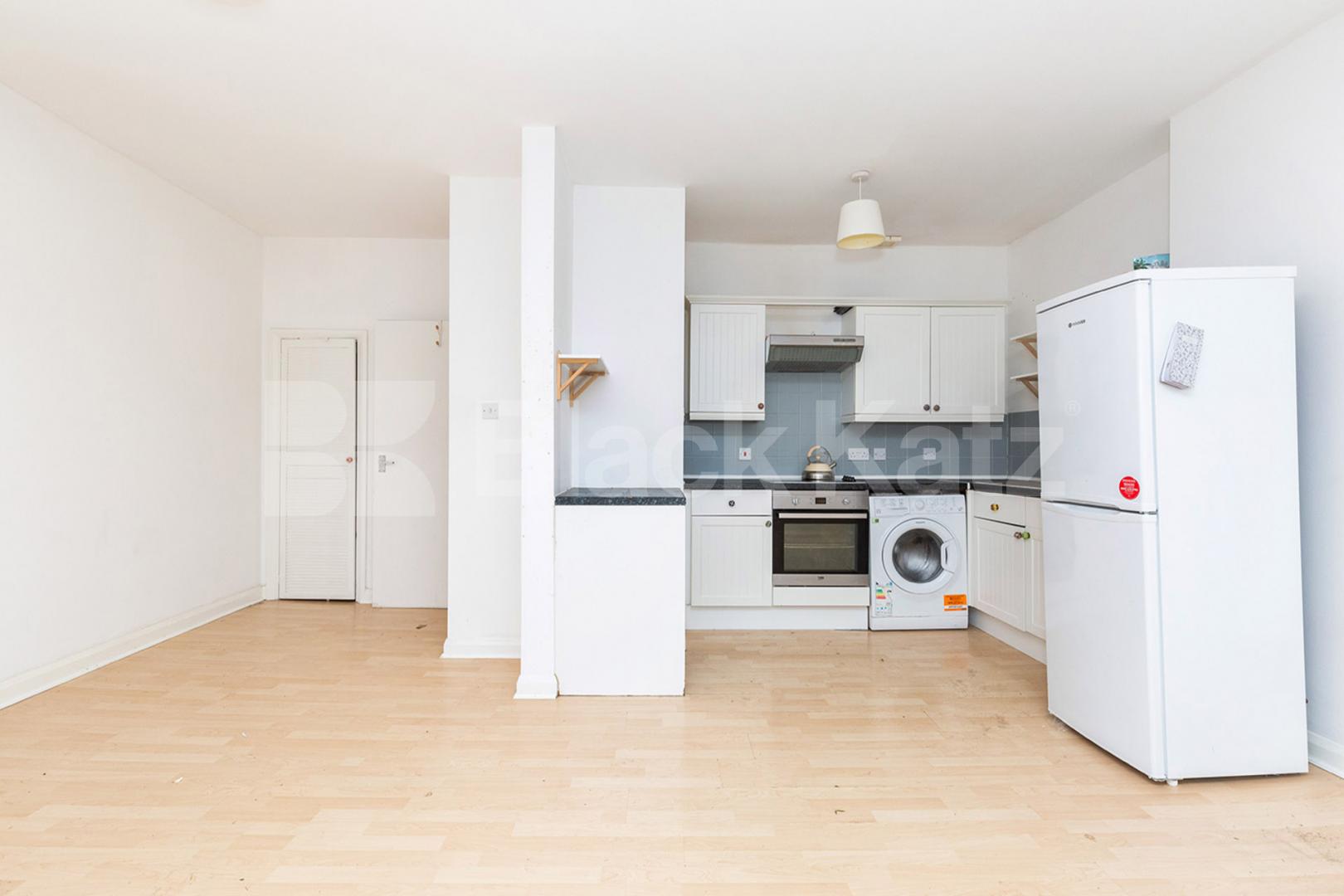 Large 1 bedroom in the heart of Hackney close to amenities and green spaces  Mare Street , Hackney / London fields 